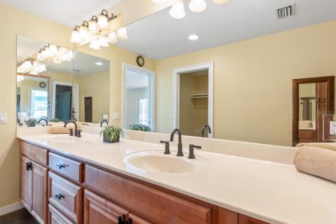 House in Sarasota, Florida 4 bedrooms, 301.93 sq.m. № 1734811 - photo 21