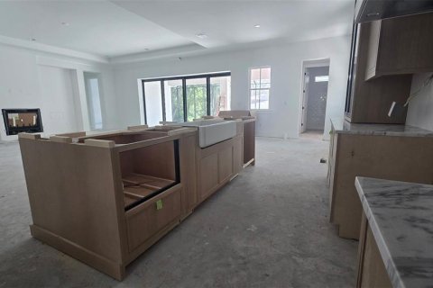 Casa en venta en Tampa, Florida, 5 dormitorios, 411.65 m2 № 1359352 - foto 21