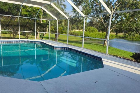 House in Lutz, Florida 4 bedrooms, 246.93 sq.m. № 1778568 - photo 6