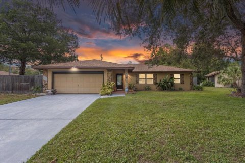 Villa ou maison à vendre à Citrus Springs, Floride: 3 chambres, 141.03 m2 № 1792034 - photo 1