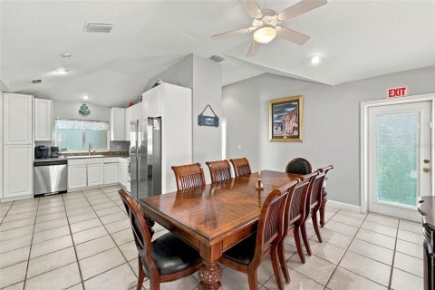 House in Indian Rocks Beach, Florida 4 bedrooms, 307.32 sq.m. № 2403417 - photo 19