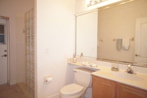 Villa ou maison à vendre à Melbourne, Floride: 5 chambres, 267.47 m2 № 1231580 - photo 1