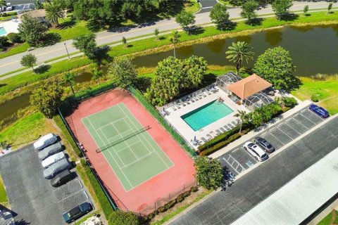 Copropriété à vendre à Sarasota, Floride: 2 chambres, 102.75 m2 № 2138851 - photo 30
