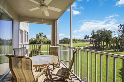 Copropriété à vendre à Sarasota, Floride: 2 chambres, 102.75 m2 № 2138851 - photo 15