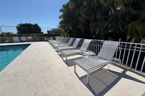 Copropriété à vendre à Sarasota, Floride: 2 chambres, 102.75 m2 № 2138851 - photo 26
