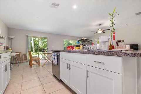 Casa en venta en Tampa, Florida, 4 dormitorios, 179.77 m2 № 2206448 - foto 8