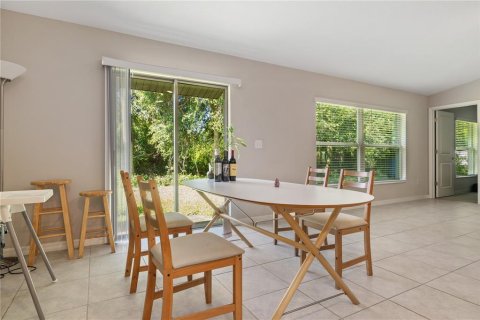 Casa en venta en Tampa, Florida, 4 dormitorios, 179.77 m2 № 2206448 - foto 9