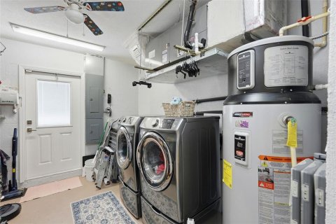 Купить виллу или дом в Сент-Питерсберг, Флорида 9 комнат, 242.85м2, № 2120419 - фото 15