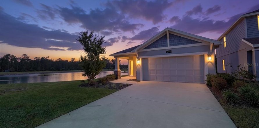 Casa en Daytona Beach, Florida 3 dormitorios, 133.04 m2 № 2151223