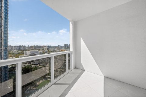 Купить кондоминиум в Санни-Айлс-Бич, Флорида 1 спальня, 81.85м2, № 2040197 - фото 9