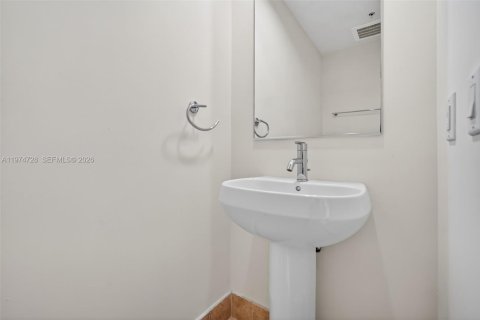Купить кондоминиум в Санни-Айлс-Бич, Флорида 1 спальня, 81.85м2, № 2040197 - фото 7