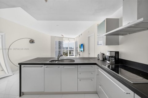 Купить кондоминиум в Санни-Айлс-Бич, Флорида 1 спальня, 81.85м2, № 2040197 - фото 21