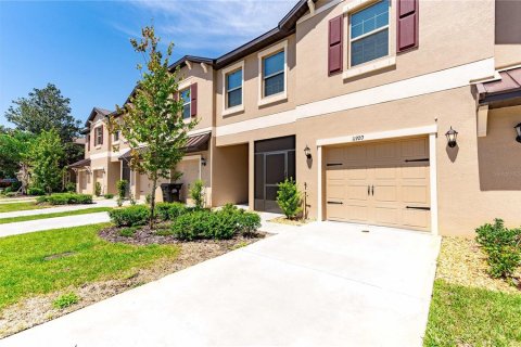 Touwnhouse à louer à New Port Richey, Floride: 3 chambres, 154.78 m2 № 2091507 - photo 2