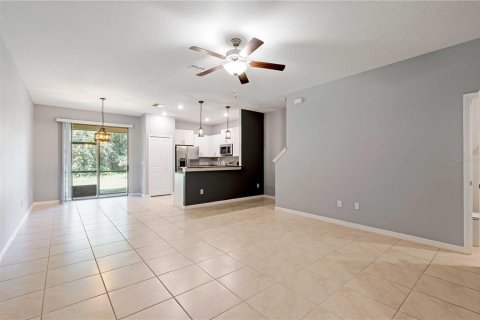 Touwnhouse à louer à New Port Richey, Floride: 3 chambres, 154.78 m2 № 2091507 - photo 5