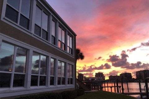 Condominio en venta en Clearwater, Florida, 2 dormitorios, 181.35 m2 № 2295188 - foto 21