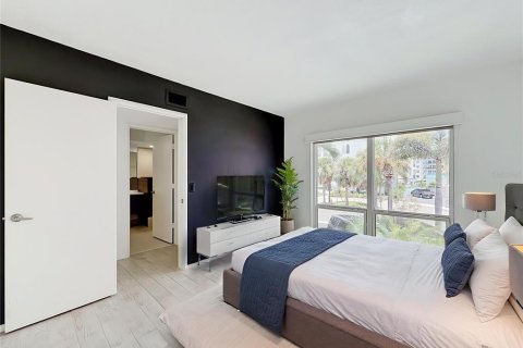 Condominio en venta en Clearwater, Florida, 2 dormitorios, 181.35 m2 № 2295188 - foto 6