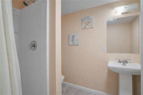 Купить коммерческую недвижимость в Тампа, Флорида 8 спален, 242.1м2, № 2139989 - фото 30