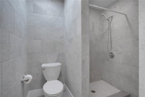 Купить коммерческую недвижимость в Тампа, Флорида 8 спален, 242.1м2, № 2139989 - фото 25