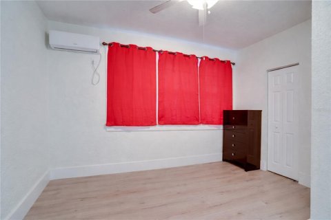 Купить коммерческую недвижимость в Тампа, Флорида 8 спален, 242.1м2, № 2139989 - фото 23