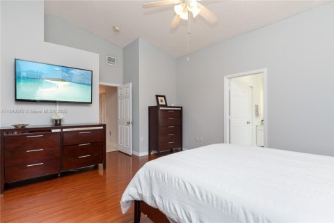House in Miramar, Florida 3 bedrooms, 160.81 sq.m. № 1830300 - photo 25
