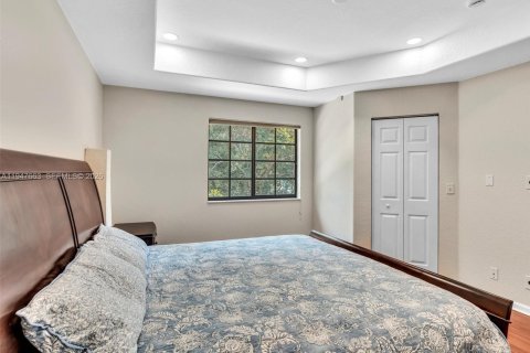 Снять в аренду таунхаус в Уэстон, Флорида 2 спальни, 107.3м2, № 2004557 - фото 25