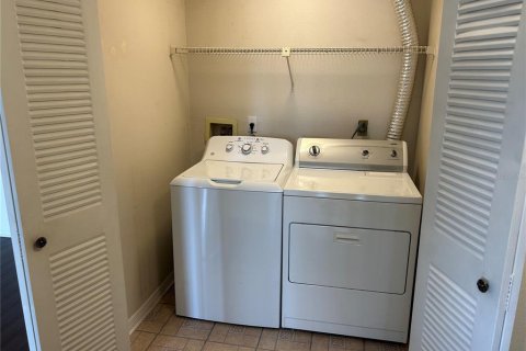 Condo in Orlando, Florida, 1 bedroom № 2095350 - photo 19