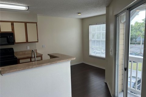 Condo in Orlando, Florida, 1 bedroom № 2095350 - photo 7