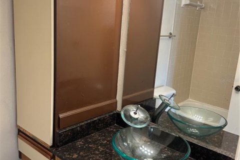 Condo in Orlando, Florida, 1 bedroom № 2095350 - photo 15