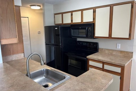 Condo in Orlando, Florida, 1 bedroom № 2095350 - photo 10