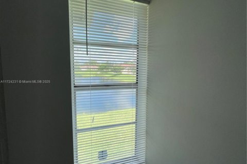 Купить кондоминиум в Корал-Спрингс, Флорида 2 спальни, 71.35м2, № 1959105 - фото 6