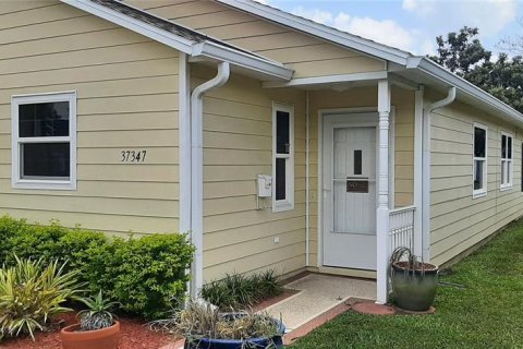 Casa en venta en Zephyrhills, Florida, 2 dormitorios, 132.94 m2 № 1854358 - foto 4