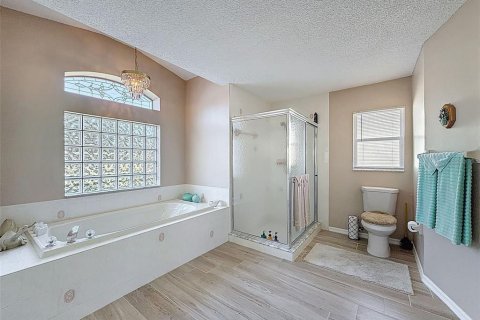 Casa en venta en Weeki Wachee, Florida, 3 dormitorios, 194.17 m2 № 2144867 - foto 18