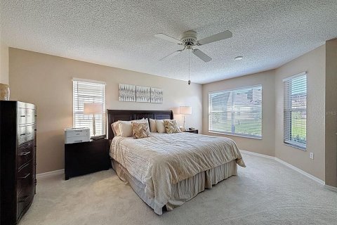 Casa en venta en Weeki Wachee, Florida, 3 dormitorios, 194.17 m2 № 2144867 - foto 15