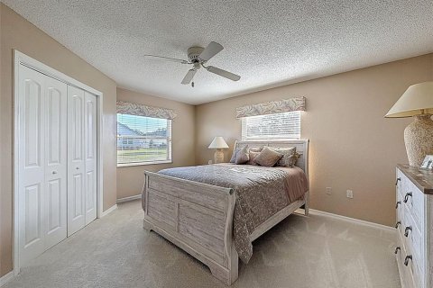 Casa en venta en Weeki Wachee, Florida, 3 dormitorios, 194.17 m2 № 2144867 - foto 24