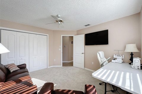 Casa en venta en Weeki Wachee, Florida, 3 dormitorios, 194.17 m2 № 2144867 - foto 21