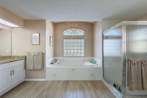 Casa en venta en Weeki Wachee, Florida, 3 dormitorios, 194.17 m2 № 2144867 - foto 16