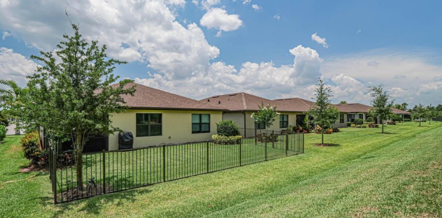 Villa ou maison à Vero Beach, Floride 4 chambres, 171.87 m2 № 1207866