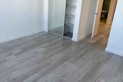 Condominio en alquiler en Sunny Isles Beach, Florida, 1 dormitorio, 93.37 m2 № 2387255 - foto 9