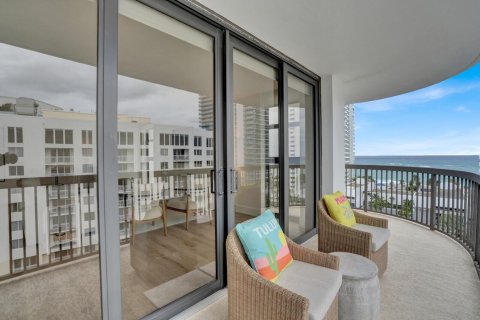 Condo in Pompano Beach, Florida, 2 bedrooms  № 2084135 - photo 13