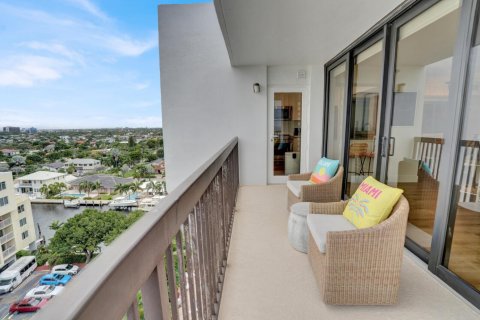 Condo in Pompano Beach, Florida, 2 bedrooms  № 2084135 - photo 12