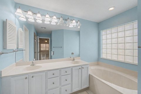 Villa ou maison à vendre à Stuart, Floride: 4 chambres, 214.79 m2 № 2086370 - photo 13