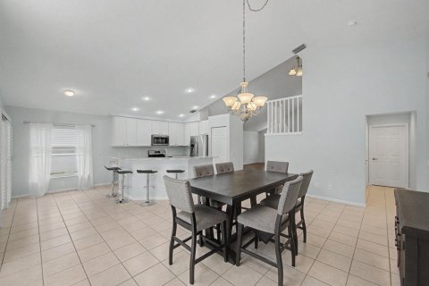 Villa ou maison à vendre à Stuart, Floride: 4 chambres, 214.79 m2 № 2086370 - photo 11