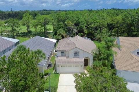 Villa ou maison à vendre à Stuart, Floride: 4 chambres, 214.79 m2 № 2086370 - photo 4