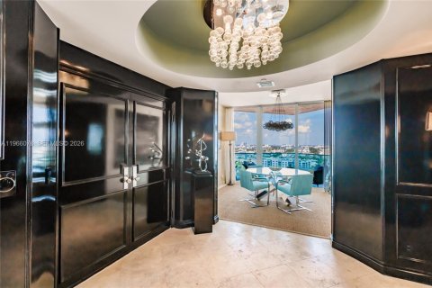 Снять в аренду кондоминиум в Майами-Бич, Флорида 2 спальни, 189.52м2, № 2027883 - фото 12