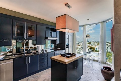 Снять в аренду кондоминиум в Майами-Бич, Флорида 2 спальни, 189.52м2, № 2027883 - фото 14