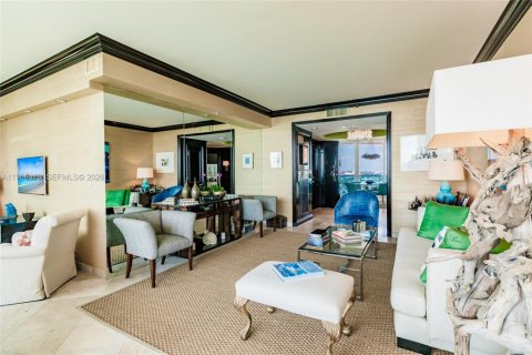 Снять в аренду кондоминиум в Майами-Бич, Флорида 2 спальни, 189.52м2, № 2027883 - фото 6