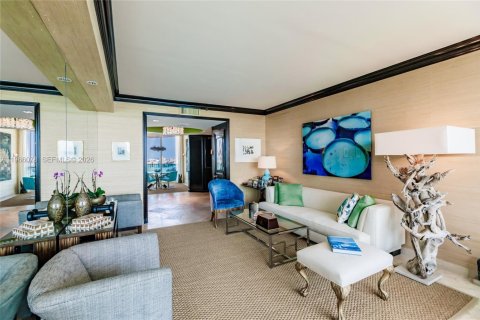 Снять в аренду кондоминиум в Майами-Бич, Флорида 2 спальни, 189.52м2, № 2027883 - фото 5