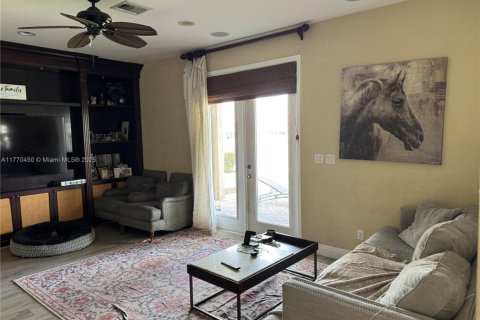 Casa en venta en Weston, Florida, 5 dormitorios, 290.97 m2 № 1731867 - foto 6