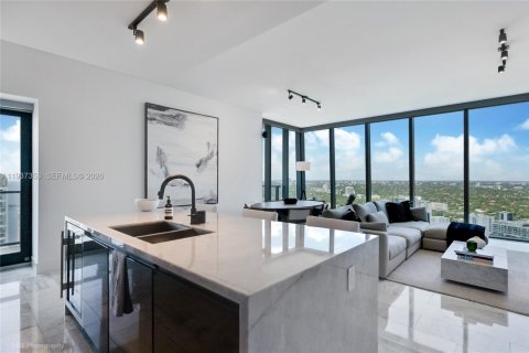 Condominio en venta en Miami, Florida, 2 dormitorios, 129.32 m2 № 1995304 - foto 2
