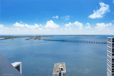 Condominio en venta en Miami, Florida, 2 dormitorios, 129.32 m2 № 1995304 - foto 5